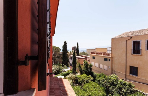 Taormina City Centre Casa | Ático San Domenico, ideal para grupos en el centro de Taormina con terraza.