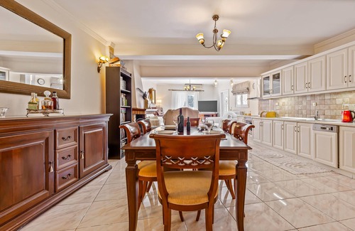 Spartylas Casa | San Elias House
