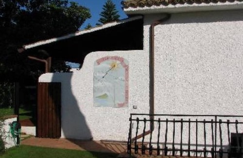 Colonia Elena Apartamento | San Felice Circeo: Encantador apartamento en el semi-sótano de Villa en el mar con acceso directo a la playa