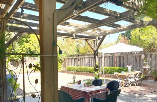 Campbell Casa | San Jose Family hotel, close to Campbell downtown
