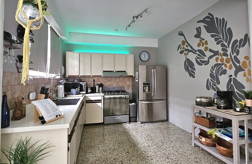 Gobernador Pinero Casa | Casa Campo en la Ciudad con acceso al bosque