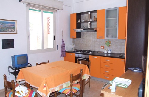 San Lorenzo Apartamento | Apartamento en San Lorenzo en villa a 100 metros del mar - aire acondicionado