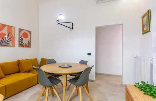 San Lorenzo Apartamento | San Lorenzo Central Roomy Apartment