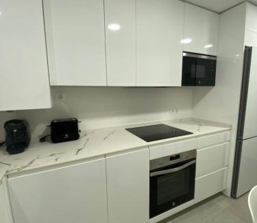 León Apartamento | San Mames Leon con Garaje incluido para coche mediano