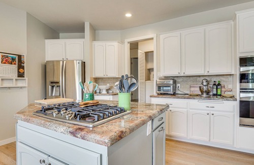 Lake San Marcos Casa | San Marcos Getaway w/ Deck & Lake Views!