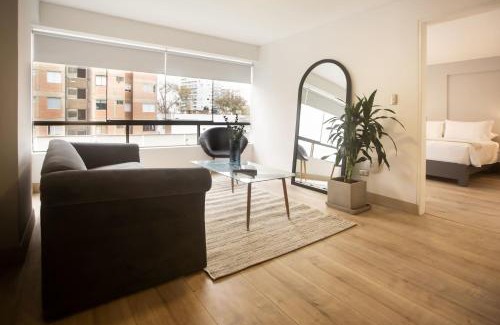 Leuro Apartamento | San Martin 598 by Wynwood House