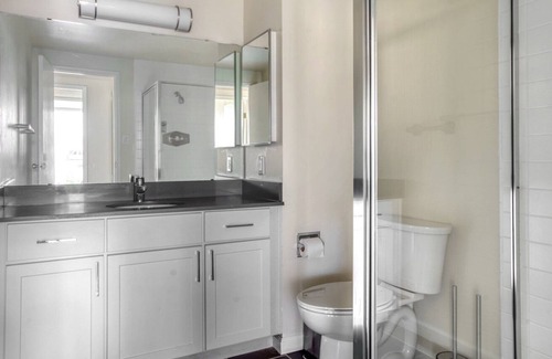Central San Mateo Apartamento | San Mateo 2BR w/ W/D, BBQ & Pool, near Caltrain