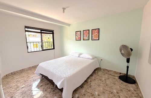 San Rafael Apartamento | San Rafael apartamento amplio y cómodo cerca del río y parque principal
