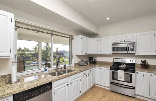 Venetian Shores Casa | San Remo Canal Front