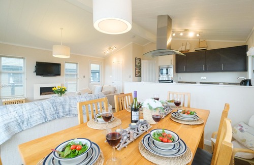 Leiston Cabaña | San Remo - sleeps 6 guests in 3 bedrooms