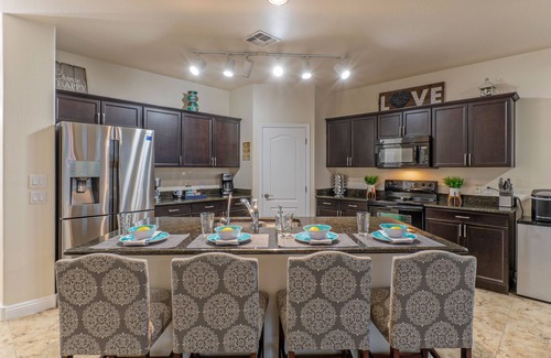 Circle Cross Ranch Casa | San Tan Valley: Ideal for Golfers/Hikers/Bikers, Pvt Htd POOL, Spa, Covered Patio, 2 Bikes