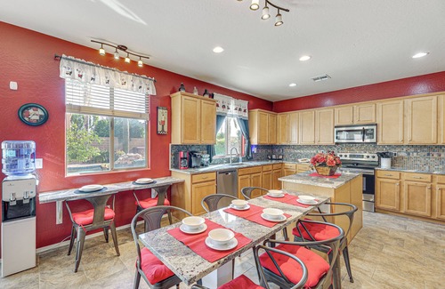 Circle Cross Ranch Casa | San Tan Valley w/ Hot Tub & Oasis-Like Backyard!