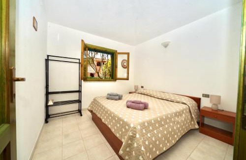 Case Peschiera-Lu Fraili Casa | [San Teodoro] Villetta Esmeralda
