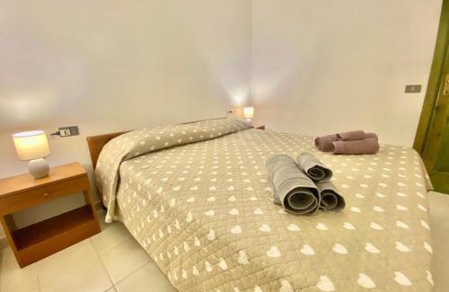 Case Peschiera-Lu Fraili Casa | [San Teodoro] Villetta Esmeralda