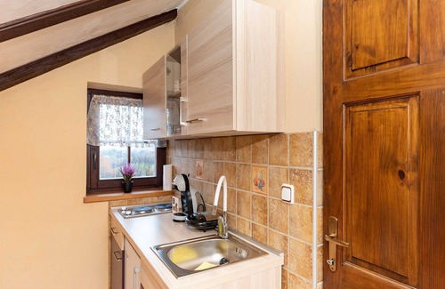Donja Stubica Casa | San Vinogradara - One Bedroom Holiday Home With Hot Tube