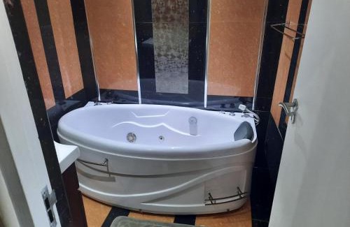 Winklespruit Apartamento | Sancta Maria 10 - Ultimate in luxury & majestic sea views includes private entertainment deck - Free wifi