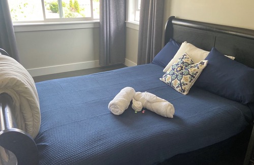 Ladysmith Casa | Sanctuary at edge of forest close to town, beaches and local sights