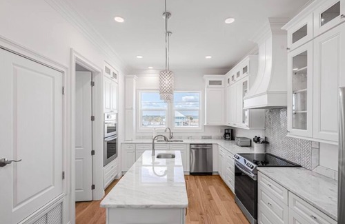 Navarre Beach Casa | Sanctuary at Navarre Beach - 8 BR/8 BA Beach House w/pool.
