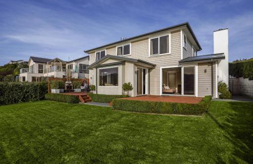 Diamond Harbour Casa | Sanctuary At The Bay - Diamond Harbour Retreat