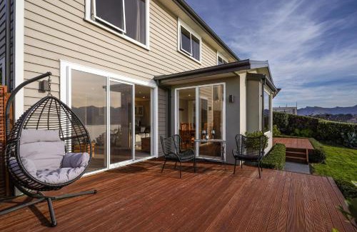 Diamond Harbour Casa | Sanctuary At The Bay - Diamond Harbour Retreat