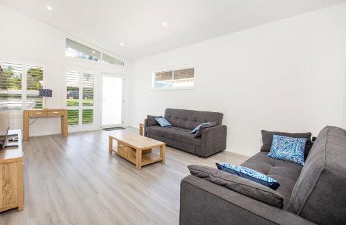 Sanctuary Point Casa | Sanctuary Blue Pet Friendly 5 Mins to Hyams Beach