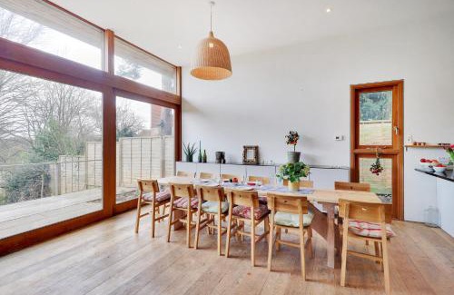 Forest Row Casa | Sanctuary Forest Row countryside village escape Pass the Keys