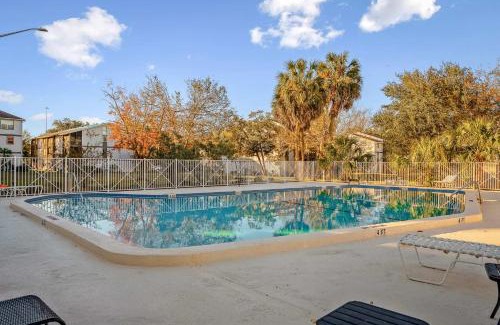 Gainesville Casa | Sanctuary Gainesville Bright 2 BR King Condo