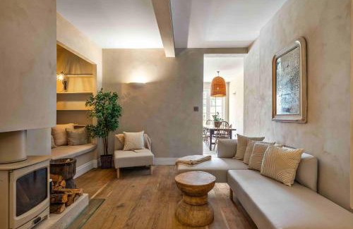 Shoreham-by-Sea Casa | Sanctuary House with Parking By My Getaways