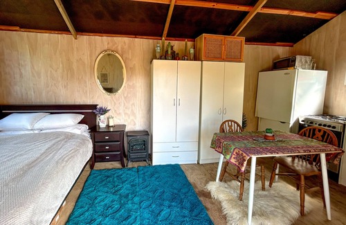 Matapouri Cabina | Sanctuary Springs - Sandy Bay Retreat