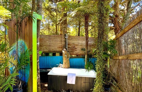 Matapouri Otro | Sanctuary Springs - Sandy Bay