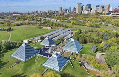 Mayfield Apartamento | Sanctuary Suite | KingBed | Wifi | Near WEM/Rogers