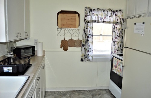 Alden Casa | Sanctuary Woodland Guest House, located next to the conservation area!