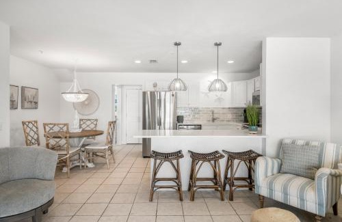 Mexico Beach Casa | Sand Buckets Unit B, Ocean View Beach Townhouse