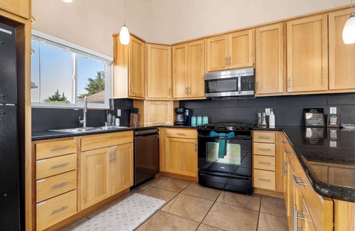 La Selva Beach Casa | Sand Dollar Beach Home - Stunning views!