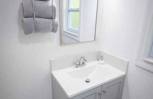 Englewood Apartamento | Sand Dollar Room Manasota Delux Villas