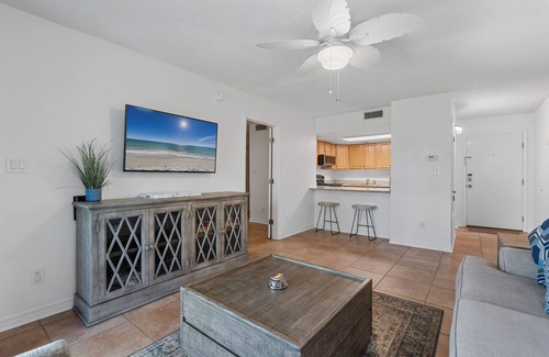 Villa Sabine Condominio | Sand Dollar | Waterfront | Ground Floor, Easy Access to Little Sabine Bay | My Beach Getaways