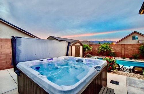 Hurricane Casa | Sand Hollow 3334 BBQ Grill, Private Splash Pad, Hot tub and Pool