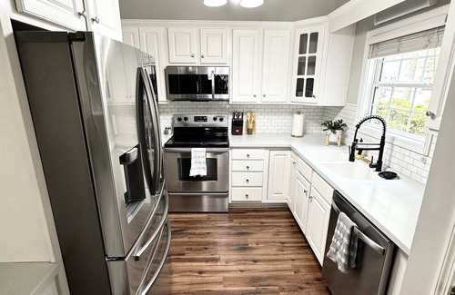 Beaufort Casa | Sand In My Boots, Minutes to Parris Island & Beaufort and the beach!