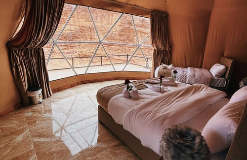 Wadi Rum Hotel | Sand star camp