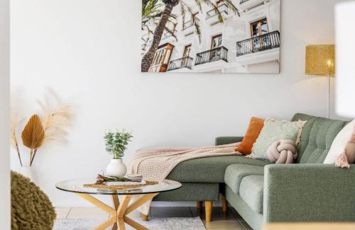 Fingal Bay Casa | Sandcastles at the Beach - Linen Supplied & Beds Ready on Arrival