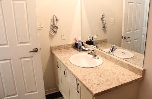 Lakeview Casa | Sandell Place