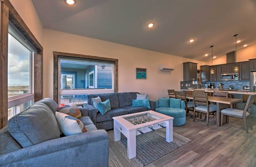 Waldport Cabaña | Sanderling Sea Cottages, Unit 7 w/ Beach Access!