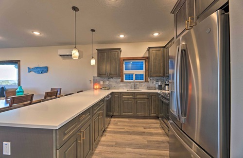 Waldport Cabaña | Sanderling Sea Cottages, Unit 6 w/ Beach Access!