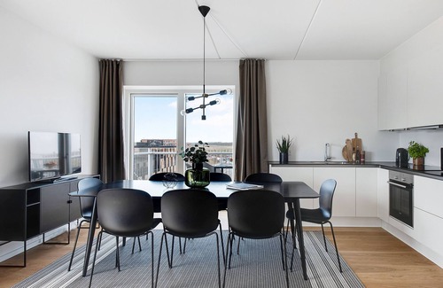 Taarnby Municipality Apartamento | Sanders Arena - Chic 3-bdr Apt Close to Metro