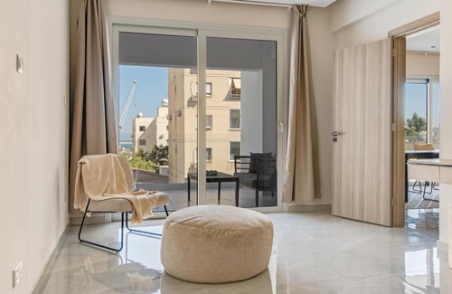 Larnaca Apartamento | Sanders Crystal