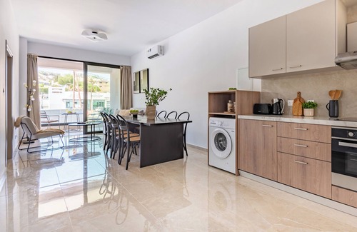 Agios Tychon Apartamento | Sanders River Plaza Nice 3 Bedroom Apt w Terrace