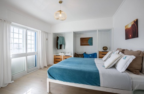 Ericeira Cama Y Desayuno | Sandhi House - Yoga & Wellness