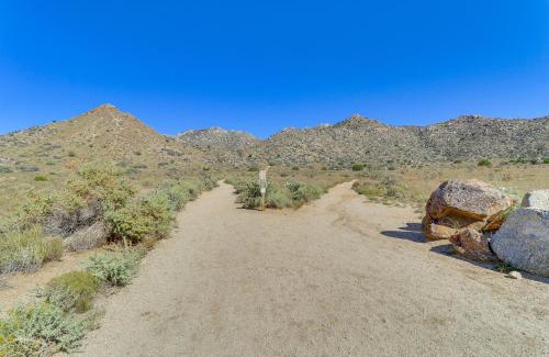 Northeast Heights Casa | Sandia Foothills Access! Townhome 5 Mi to Uptown