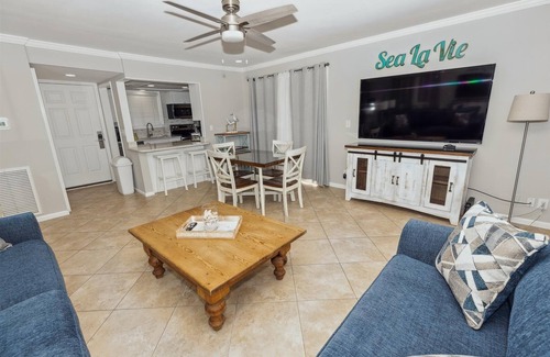 Holiday Isle Condominio | Sandpiper Cove 2138 2 Bedroom Condo by RedAwning
