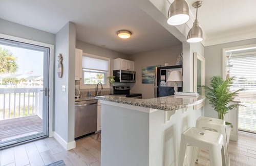 Holiday Isle Condominio | Sandpiper Cove unit 1148, Gulf Front 3 night min